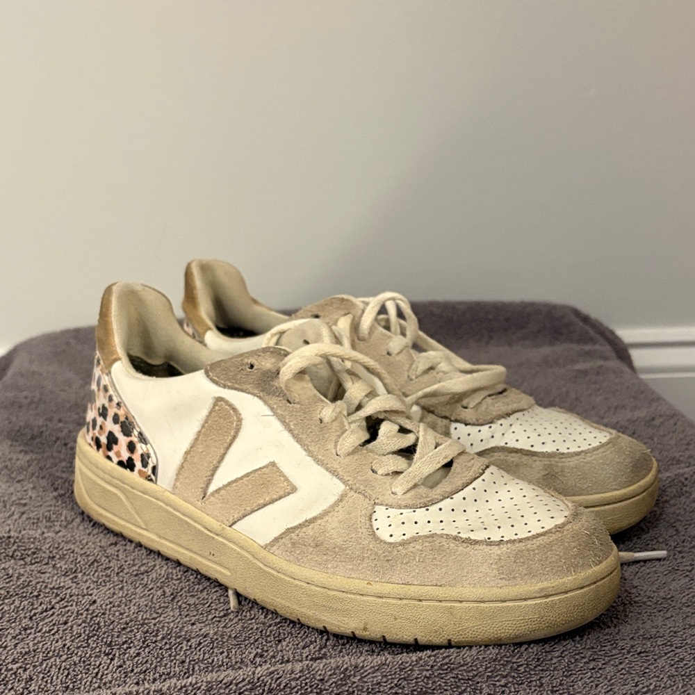 Veja Women's Beige and Cream Sneakers with Leopard Detail
